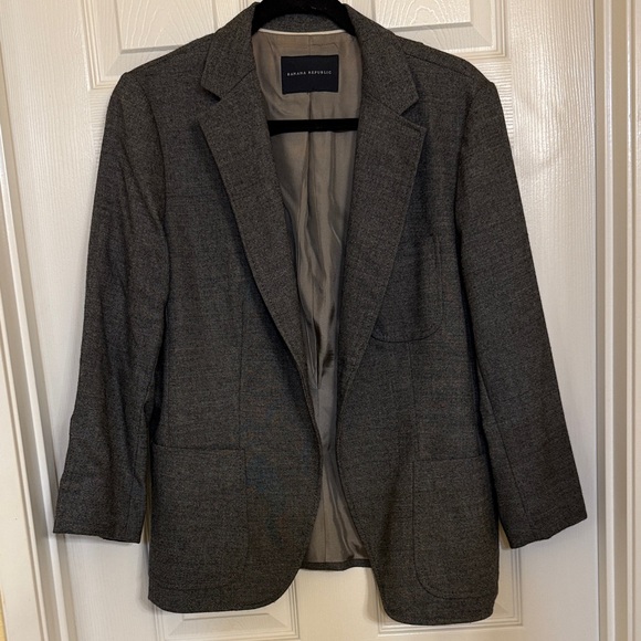 Banana Republic Jackets & Blazers - Banana Republic Gray Blazer